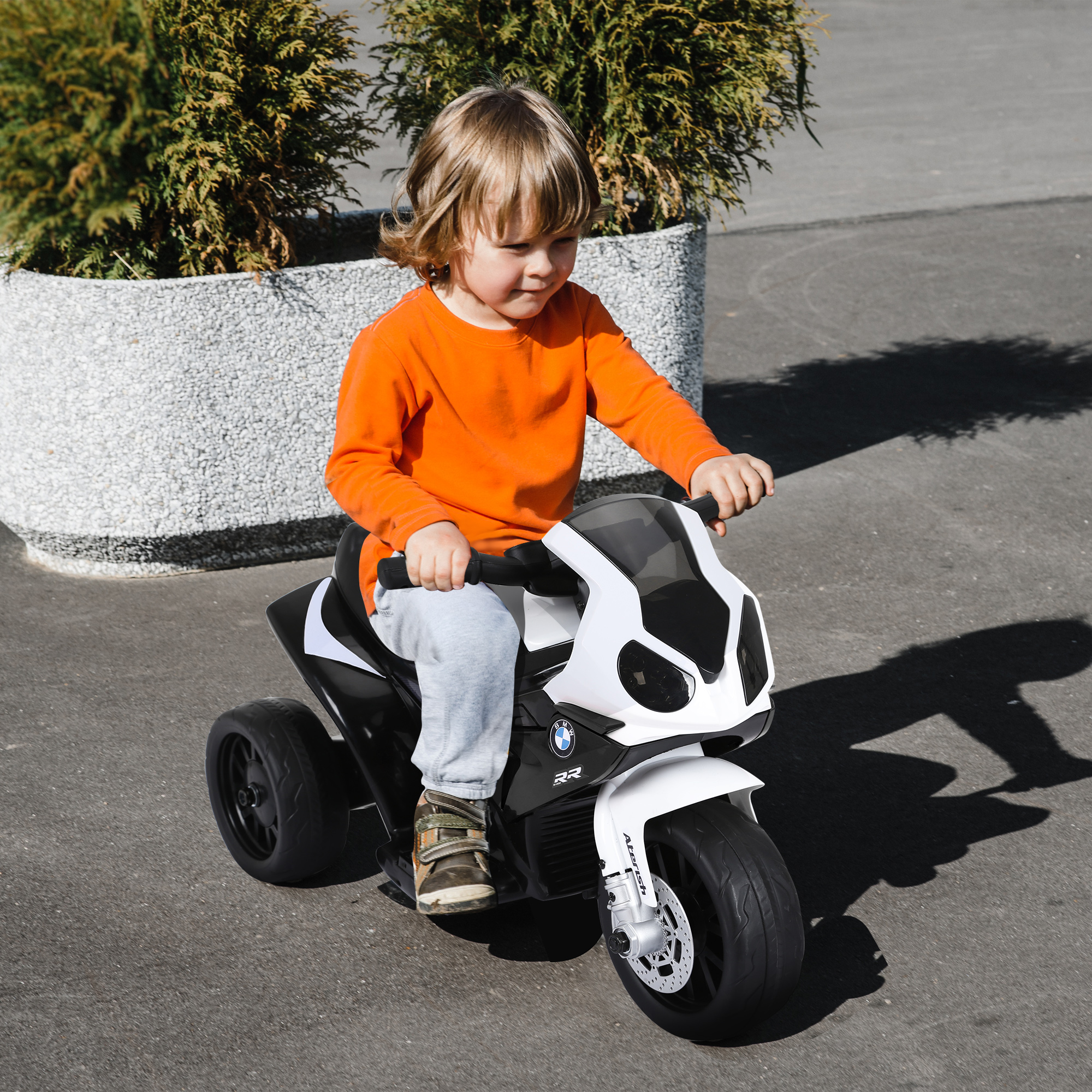 Vista laterale - Moto elettrica BMW nero per bambini